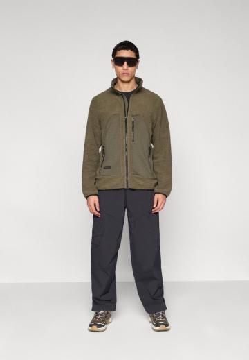 Флисовая куртка