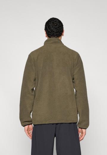 Флисовая куртка