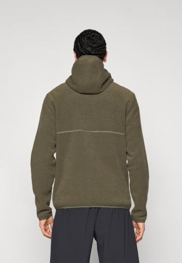 Флисовая куртка