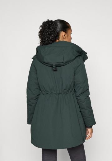 Спортивная куртка