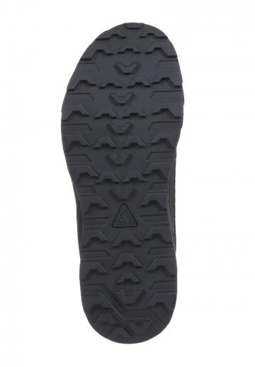 Тренировочные кроссовки