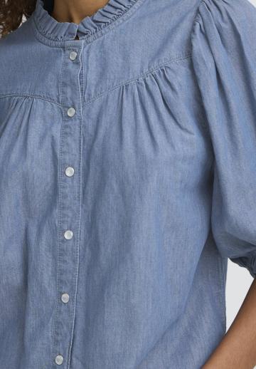 Джинсовая блузка