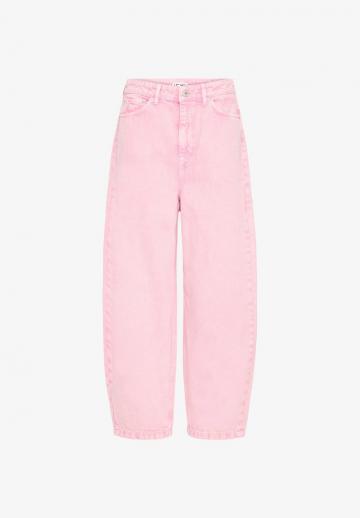 Свободные джинсы