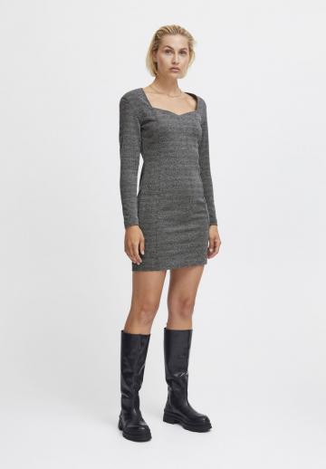 Платье футляр