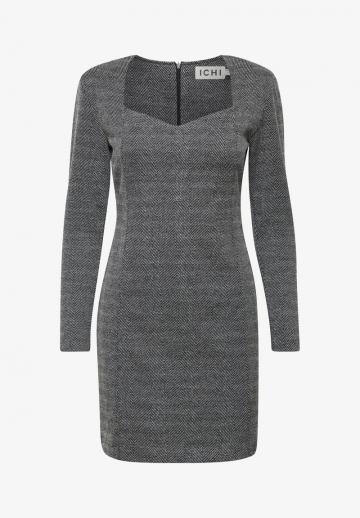 Платье футляр