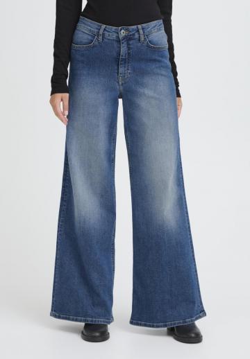 Клешеные джинсы