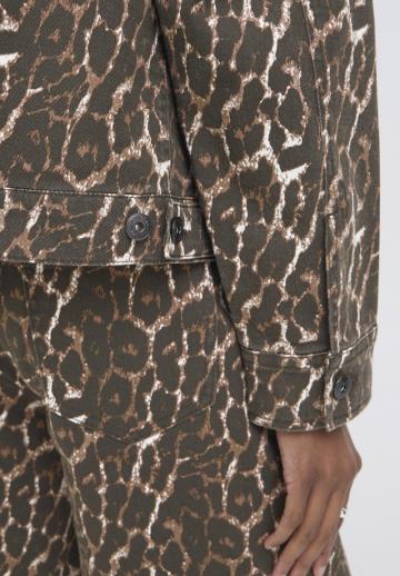 Джинсовая куртка