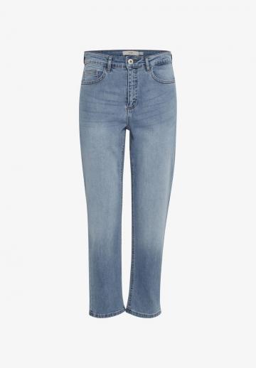 Короткие джинсы