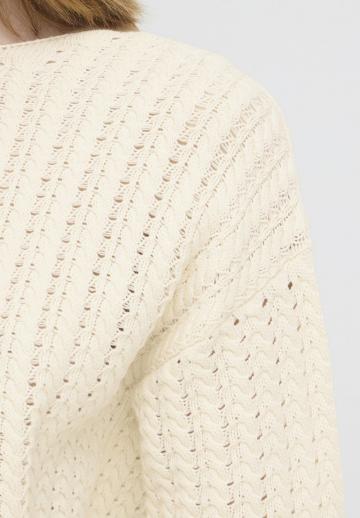 Вязаная кофта