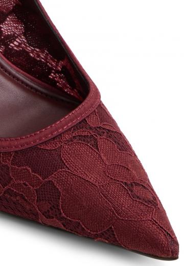 Туфли на высоком каблуке