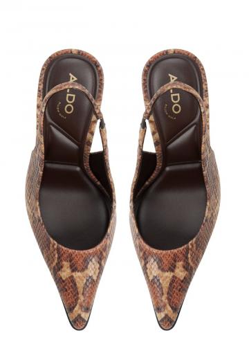 Туфли на высоком каблуке