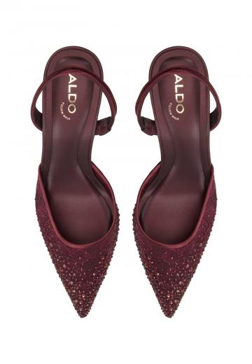 Туфли на высоком каблуке