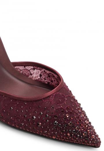 Туфли на высоком каблуке