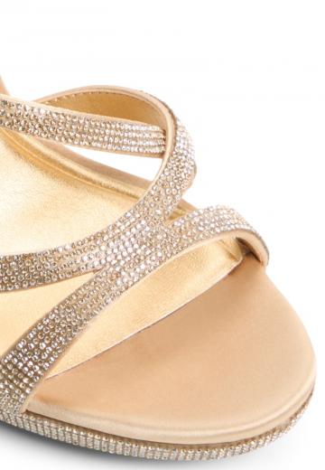 Босоножки на платформе