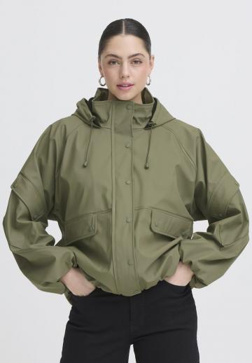 Куртка с накладнымит карманами