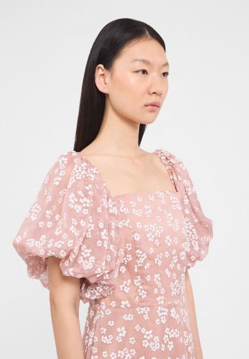 Летнее платье