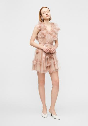 Короткое платье