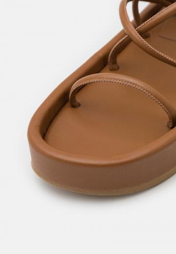 Римские сандалии