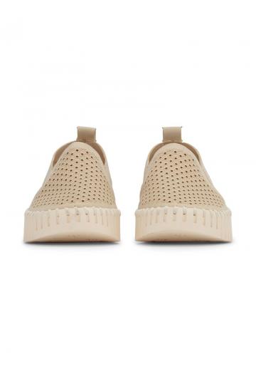 Туфли на танкетке