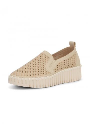 Туфли на танкетке