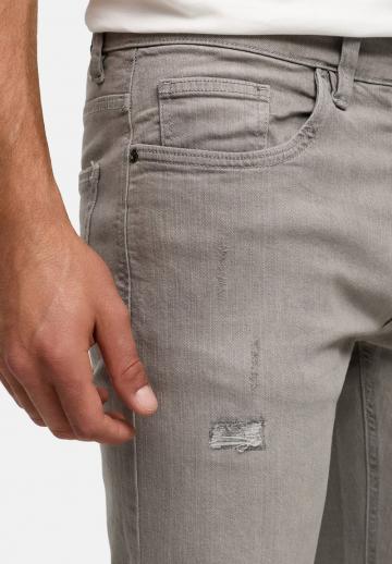 Узкие джинсы