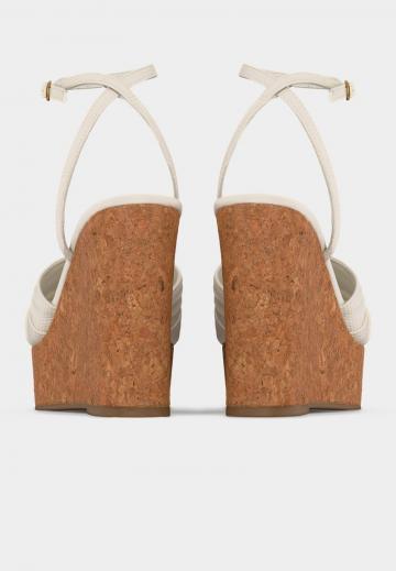 Босоножки на танкетке