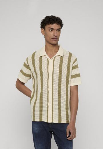 Рубашка с коротким рукавом