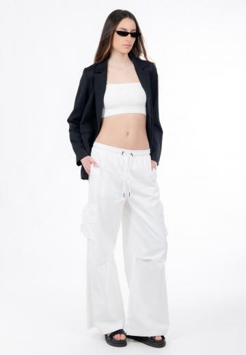 Брюки с накладными карманами