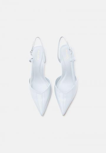 Туфли на высоком каблуке