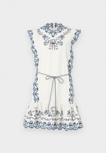 Короткое платье