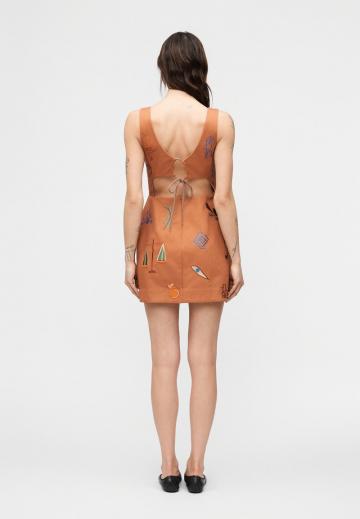 Короткое платье