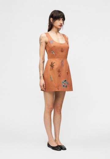 Короткое платье