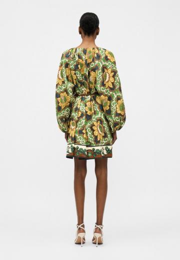 Короткое платье