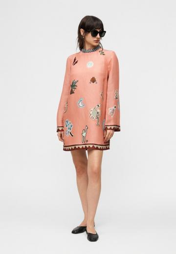 Короткое платье