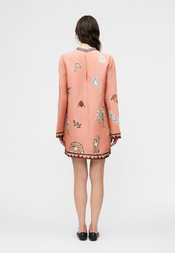 Короткое платье