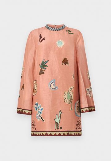 Короткое платье