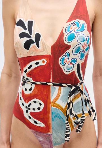 Слитный купальник