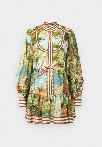 Короткое платье