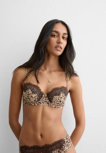 Бюстгальтер на косточках