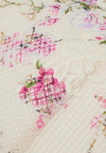 Бюстгальтер на косточках