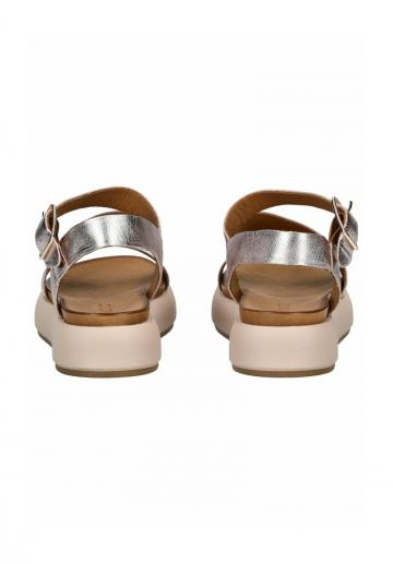 Босоножки на платформе