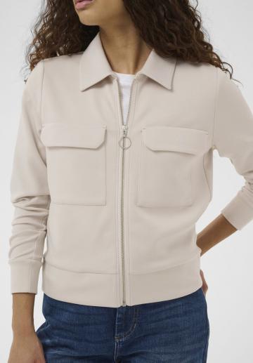 Куртка с накладнымит карманами