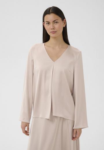 Атласная блузка