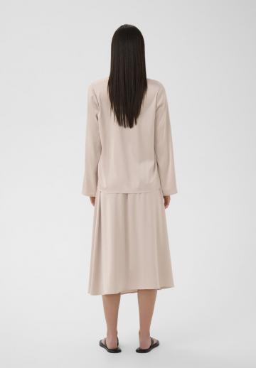 Атласная блузка