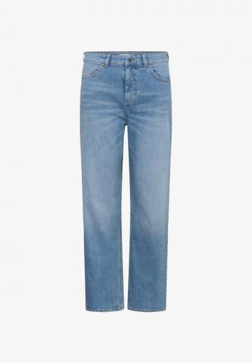 Прямые джинсы