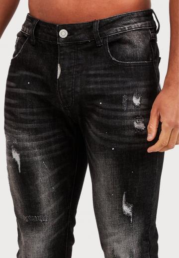 Узкие джинсы