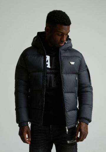 Зимняя куртка