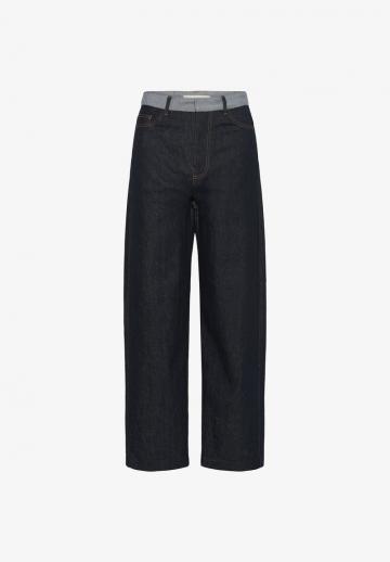 Свободные джинсы