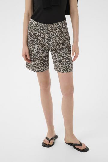 Джинсовые шорты