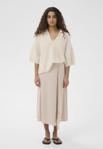 Пуловер с вырезом V